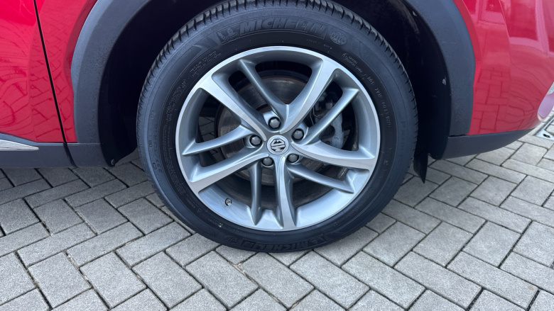 MG Hs 1.5 T-GDI Exclusive 5dr Petrol Hatchback